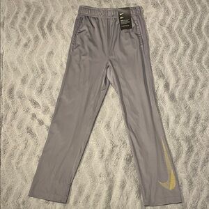 NWT Nike Kids Pants M